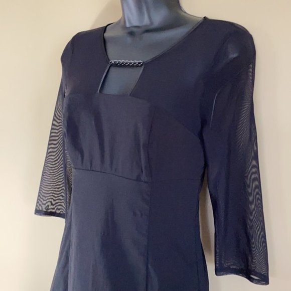 Guess Black 3/4 Sheer Sleeve Dress - Size 6 - Picture 2 of 14